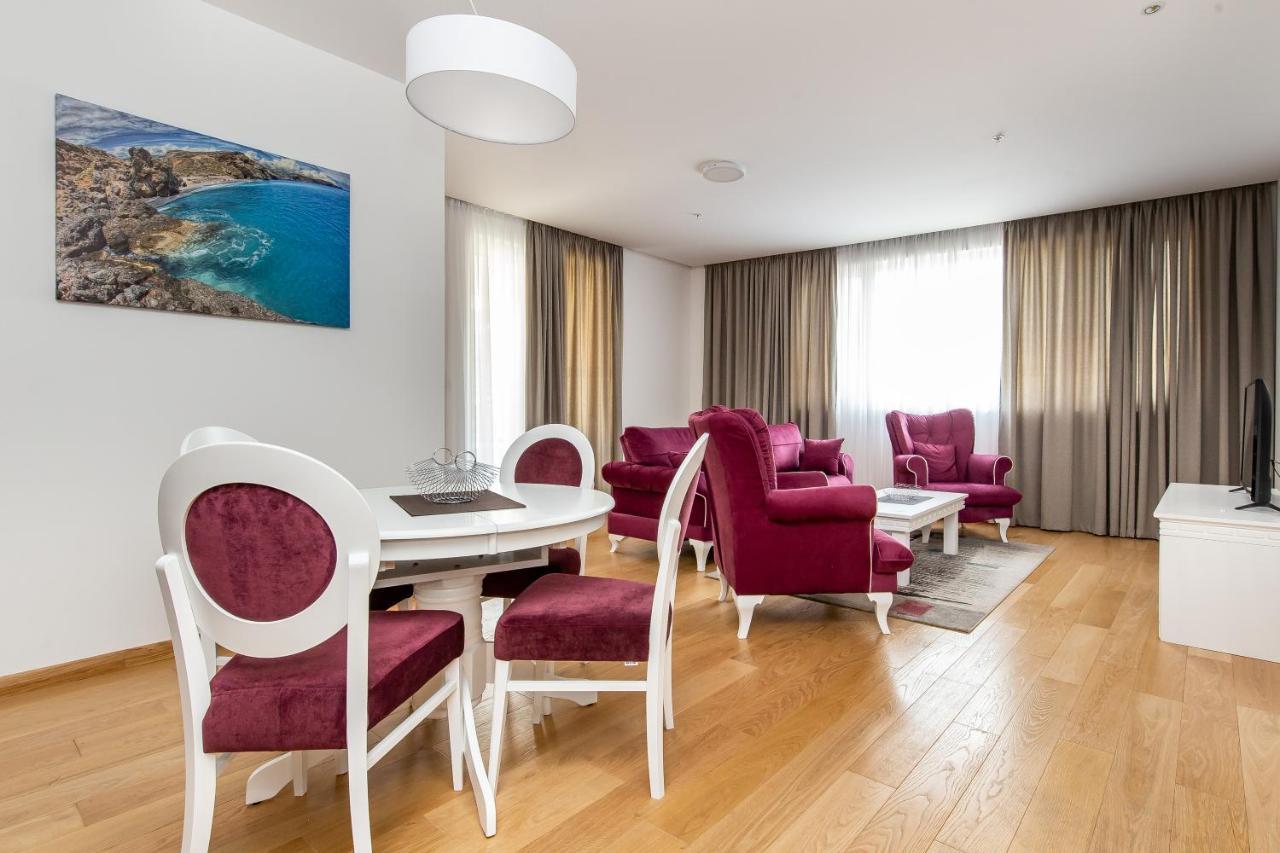 Apartments Lora In Apart-Hotel ブドヴァ エクステリア 写真