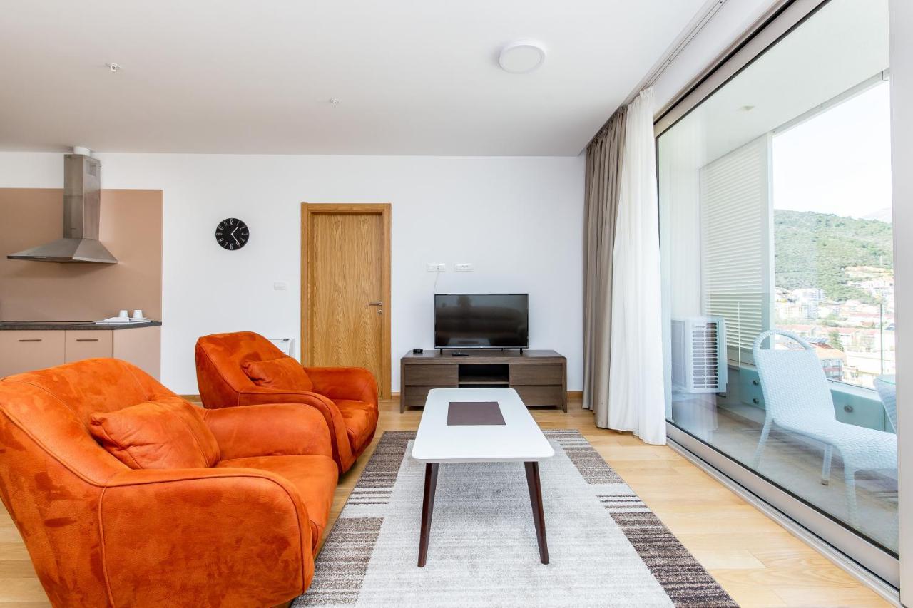 Apartments Lora In Apart-Hotel ブドヴァ エクステリア 写真